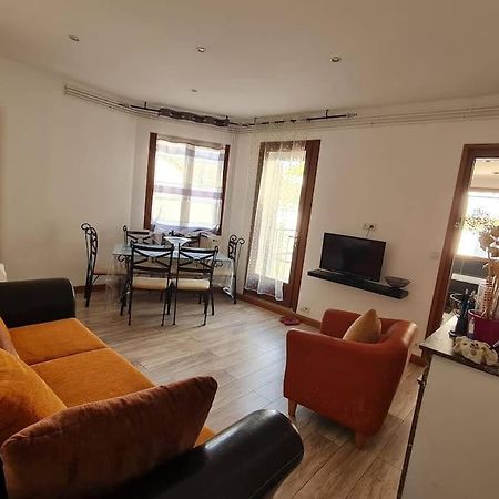 Grand Appart - Avec Terrasse Reims Esterno foto